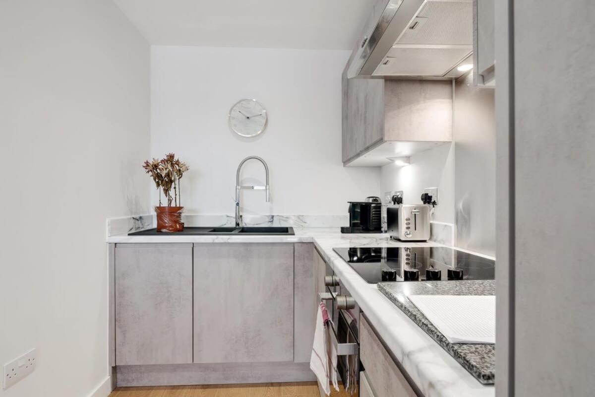 Beautiful 2 Bed Apartment In A Converted Mill Leeds  Kültér fotó
